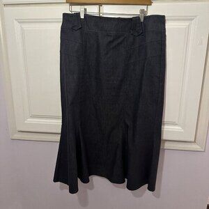 DressBarn Dark Wash Denim Midi‎ Skirt Flared Hem Women's Size 14